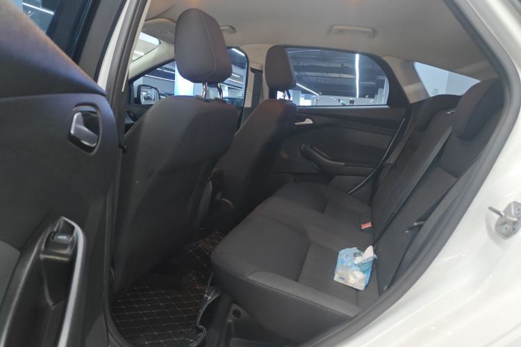 Used Ford Focus 2018 Hatchback Classic 1.6L Automatic Comfort Plus SmartDrive Edition
