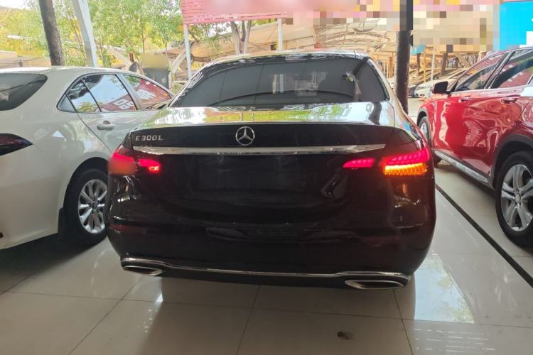 Used Mercedes-Benz E-Class 2023 Updated E 300 L Fashion Edition
