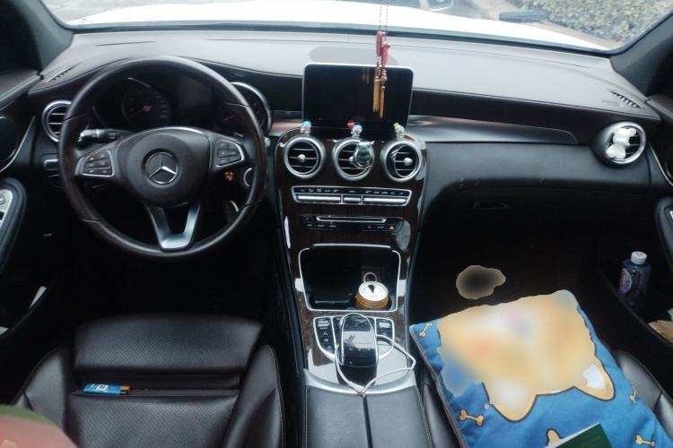 Used Mercedes-Benz GLC 2018 GLC 260 4MATIC Dynamic Edition
