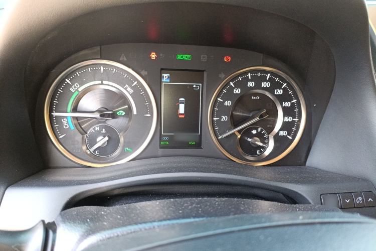 Used Toyota Alphard 2019 Dual-Engine 2.5L Luxury Edition
