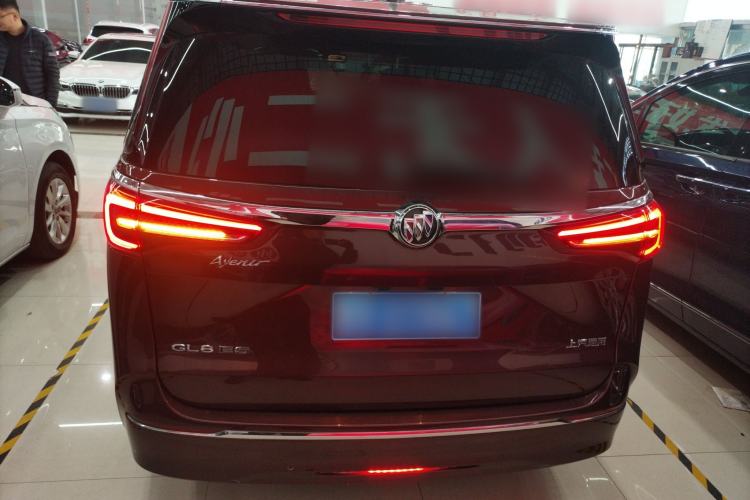 Used Buick GL8 2022 ES Landtrek 653T Luxury Edition