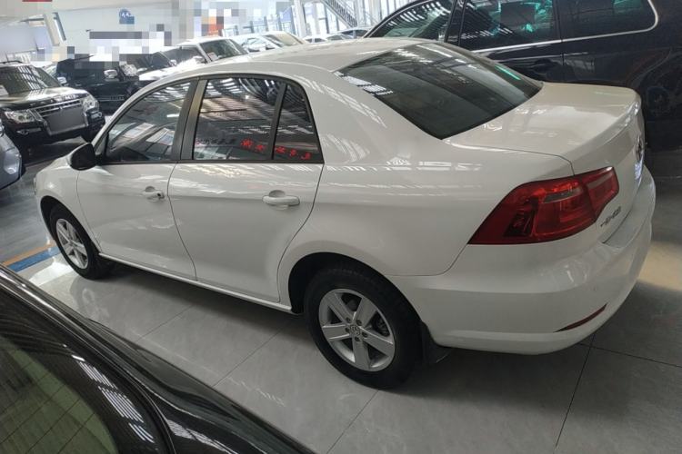 Used Volkswagen Bora 2014 1.6L Manual Fashion Edition
