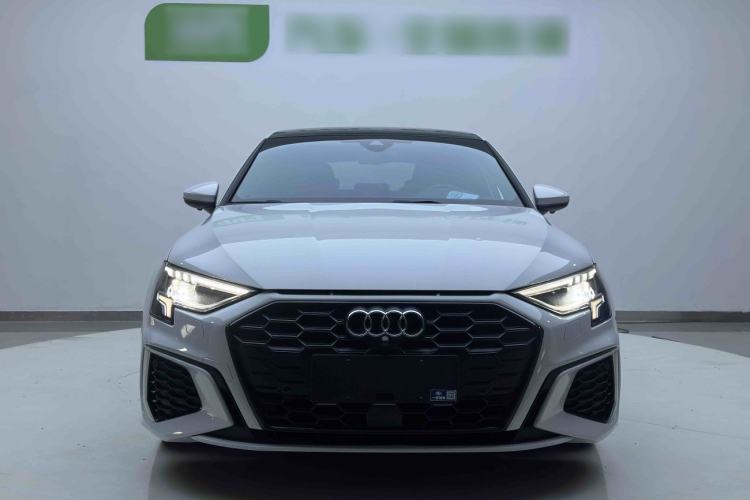 Used Audi A3 2021 Sportback 35 TFSI Fashionable Sports Model
