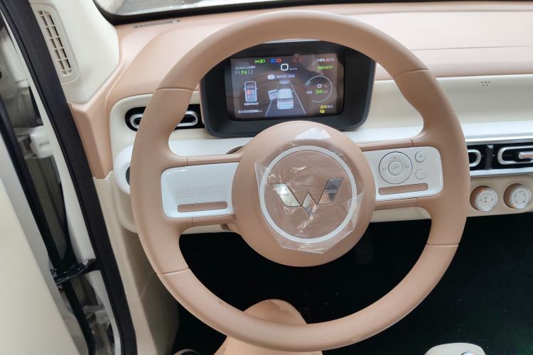 Used Wuling Hongguang MINIEV 2024 3rd Generation 215km Youth Edition
