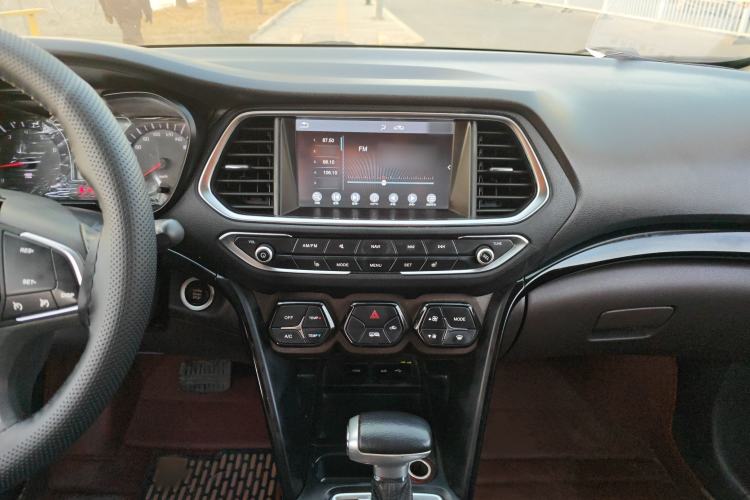 Used GAC Trumpchi GS4 2015 200T G-DCT Luxury Edition