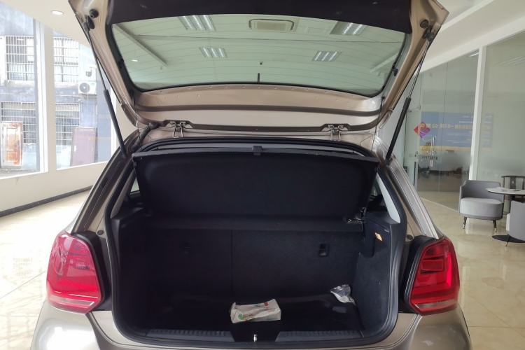 Used Volkswagen Polo 2014 1.6L Cross Polo Automatic