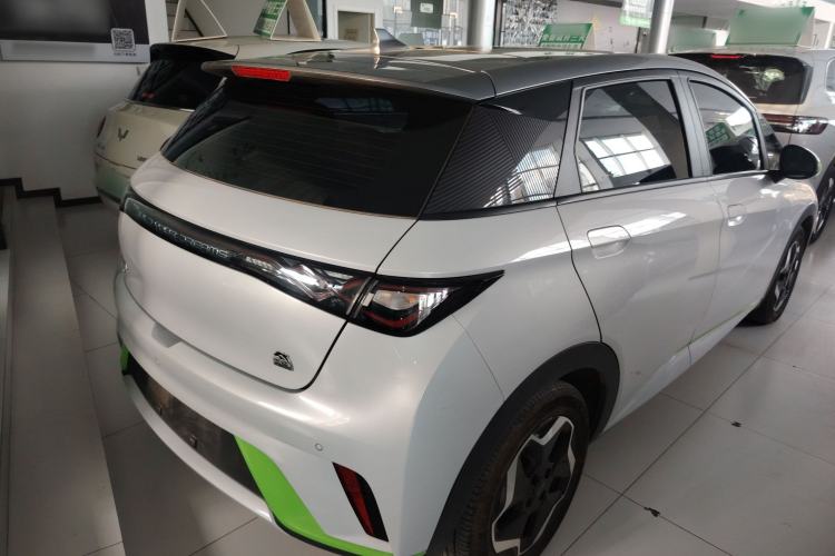 Used BYD Dolphin 2021 405 km Fashion Edition
