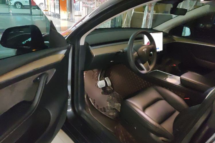 Used Tesla Model Y 2022 Performance High-Performance All-Wheel-Drive Version
