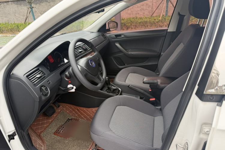 Used Volkswagen Santana 2016 1.6L Automatic Fashion Edition