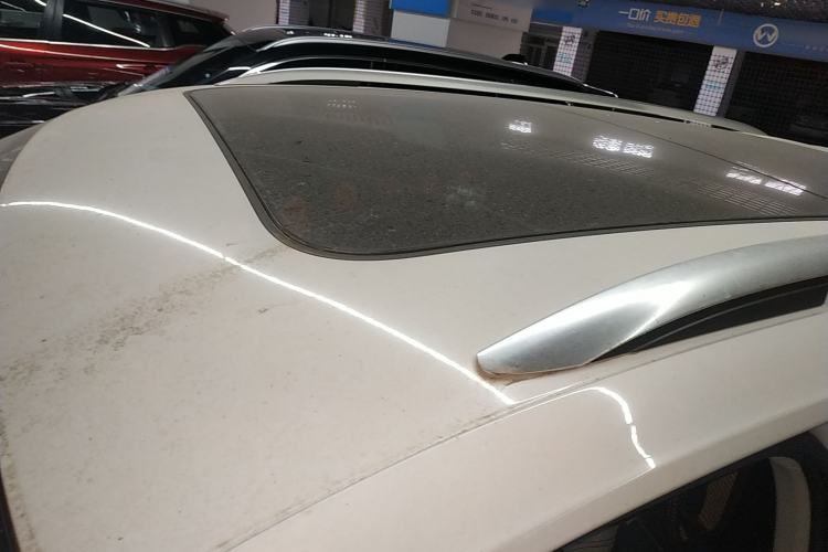 Used Volkswagen Tiguan L 2019 Revised 330TSI Automatic Two-Wheel Drive Smart & Luxury Edition China VI Standard
