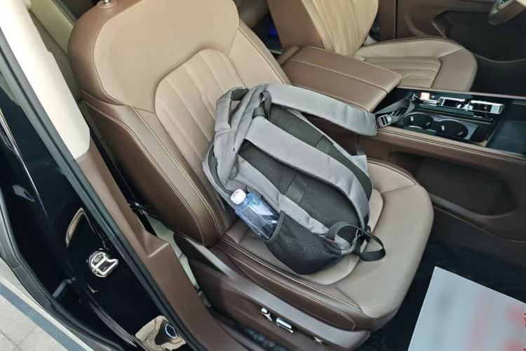 Used Volkswagen Viloran 2022 380TSI Luxury Edition