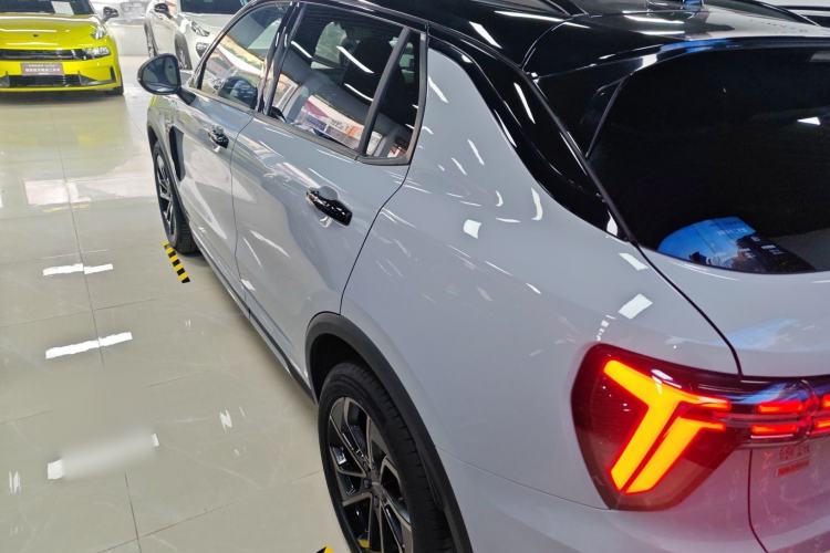 Used Lynk & Co 01 EM-P 2023 1.5TD EM-P Dawn Edition
