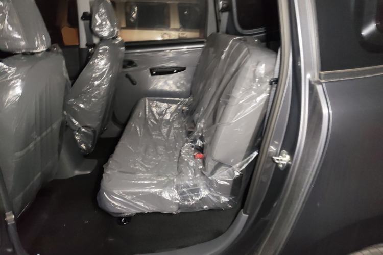 Used Wuling Hongguang New Energy 2024 All-Electric Model 300KM Practical Version
