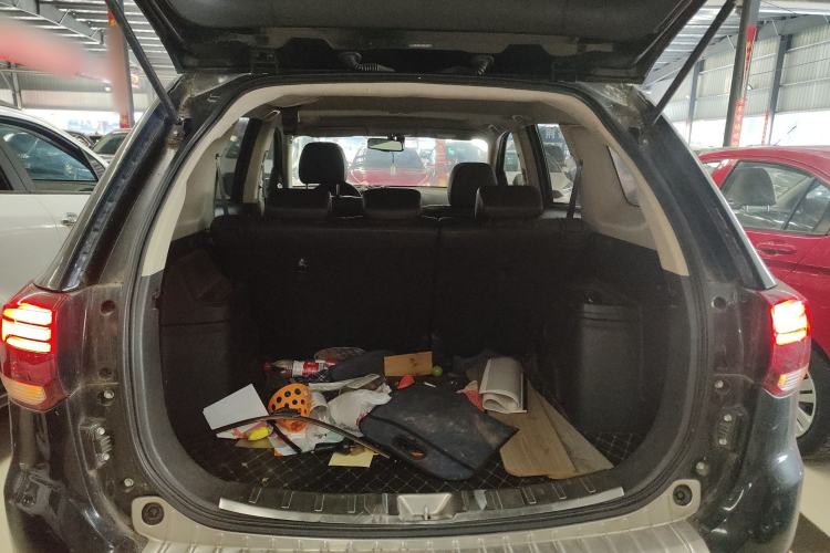 Used Mitsubishi Outlander 2018 2.0L Two-Wheel Drive Glory Edition 5 Seats