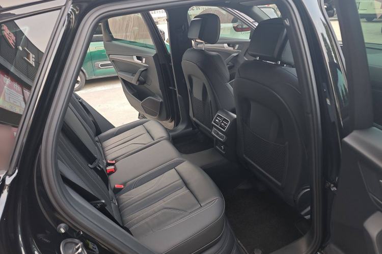 Used Audi Q5L 2023 40T Luxury Dynamic Model
