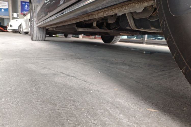 Used Buick GL8 2023 Land Executive Class Comfort Model
