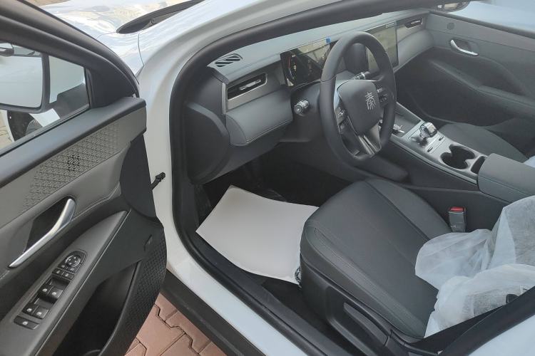 Used BYD Qin PLUS 2025 DM-i Smart Drive 55KM Leading Model
