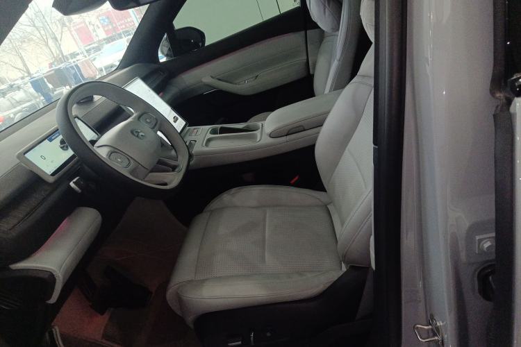 Used Nio ES6 2024 75 kWh
