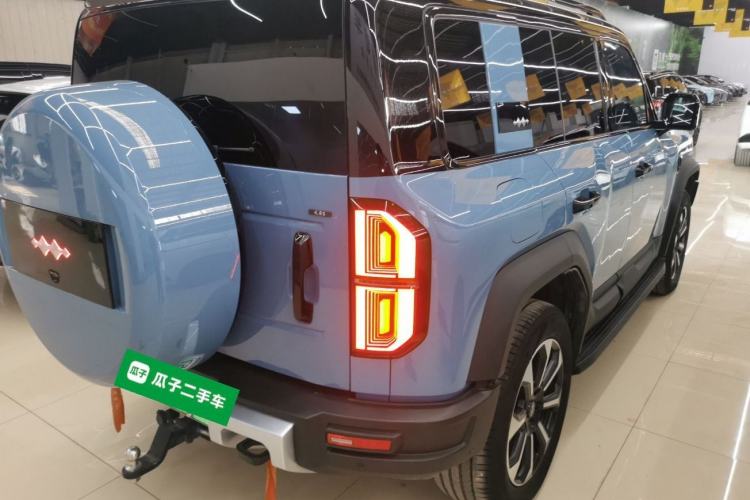 Used  Leopard 5 2023 Navigator Edition
