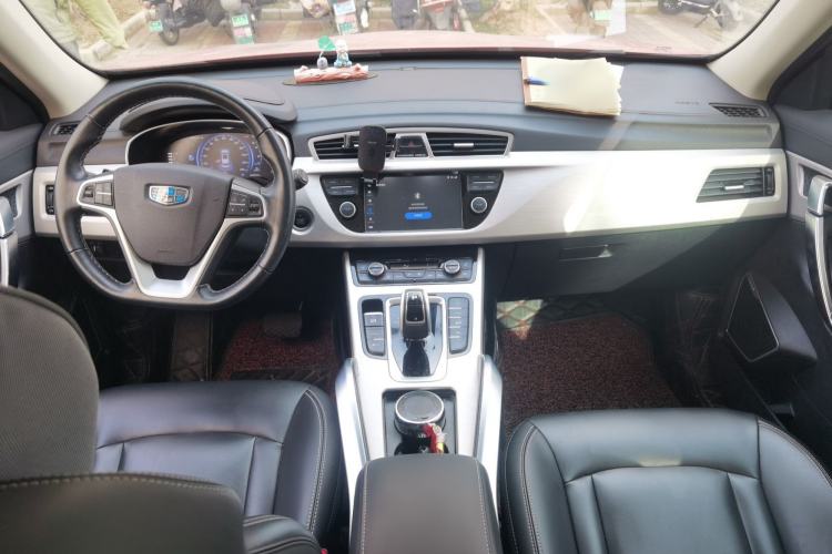 Used Geely Auto Emgrand X7 Sport 2020 1.8TD DCT Two-Wheel Drive Smart Connect 4G-Enabled Version
