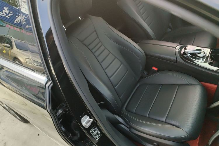 Used Mercedes-Benz E-Class 2017 E 300 L Sporty and Stylish Model
