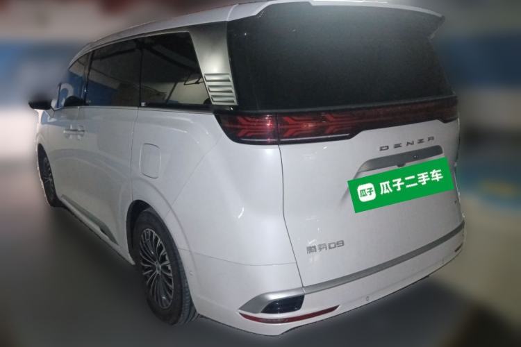 Used Denza D9 2022 EV 600 Four-Wheel Drive Flagship Model