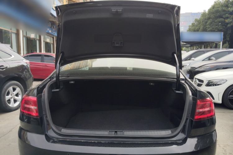 Used Volkswagen Magotan 2019 330TSI DSG Luxury Version China VI Standard
