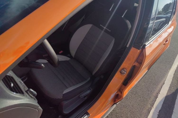 Used Volkswagen Polo 2012 1.6L Cross Polo Automatic Transmission