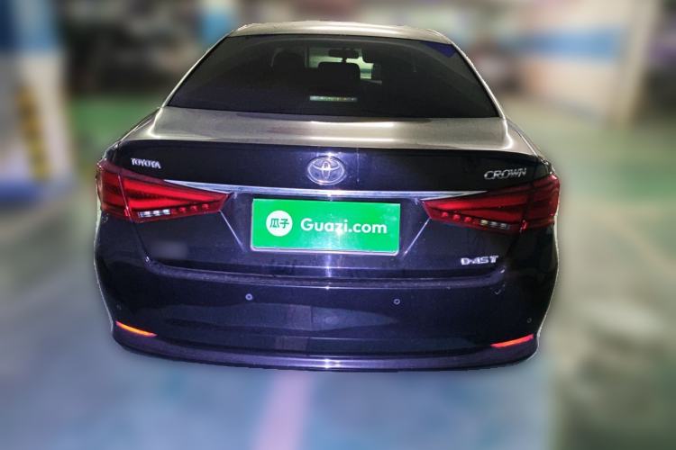 Used Toyota Crown 2015 2.0T Fashion Edition
