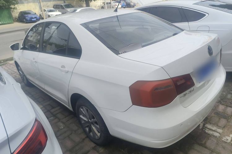 Used Volkswagen Jetta 2015 Value Edition 1.6L Automatic Comfort Version
