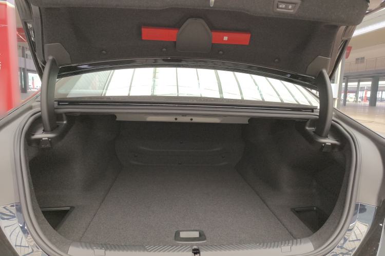 Used BMW i5 2024 eDrive 35L Prestige Luxury Package
