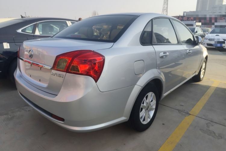 Used Buick Excelle 2015 1.5L Automatic Classic Model
