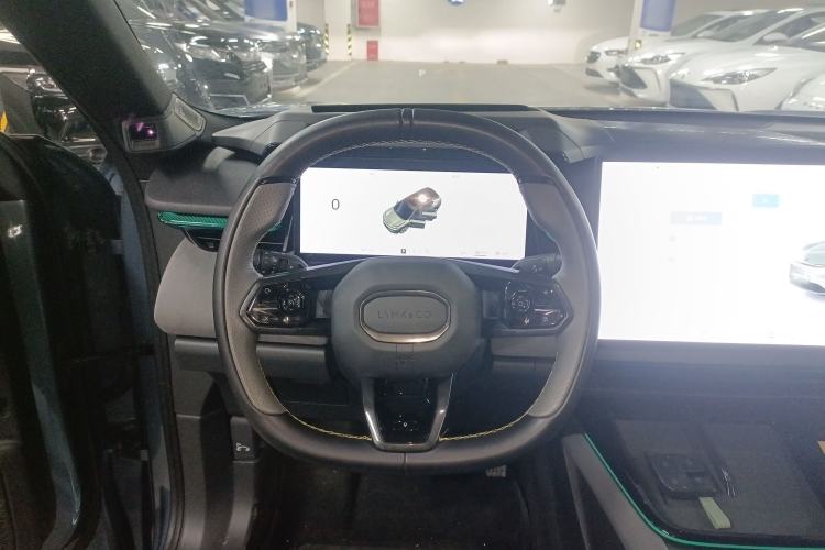 Used Lynk & Co 08 EM-P 2023 220 km Limited-Time Edition
