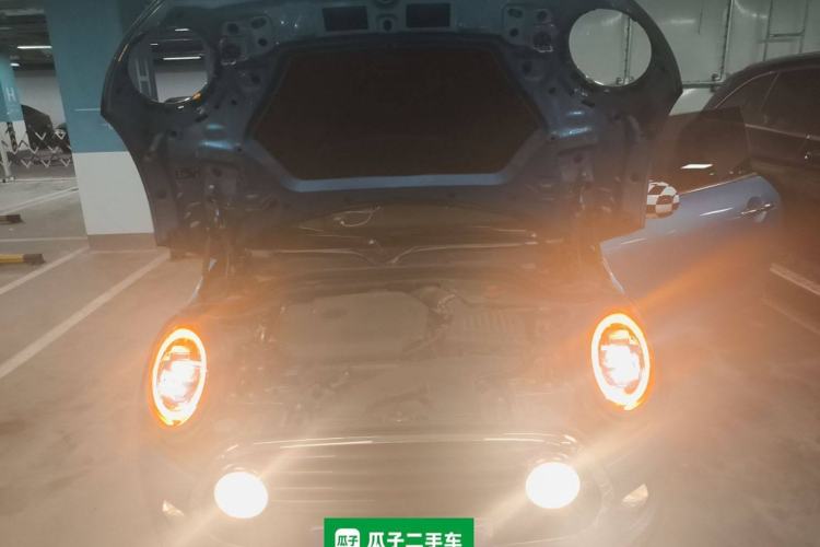 Used  MINI 2018 1.5T COOPER Classic Edition
