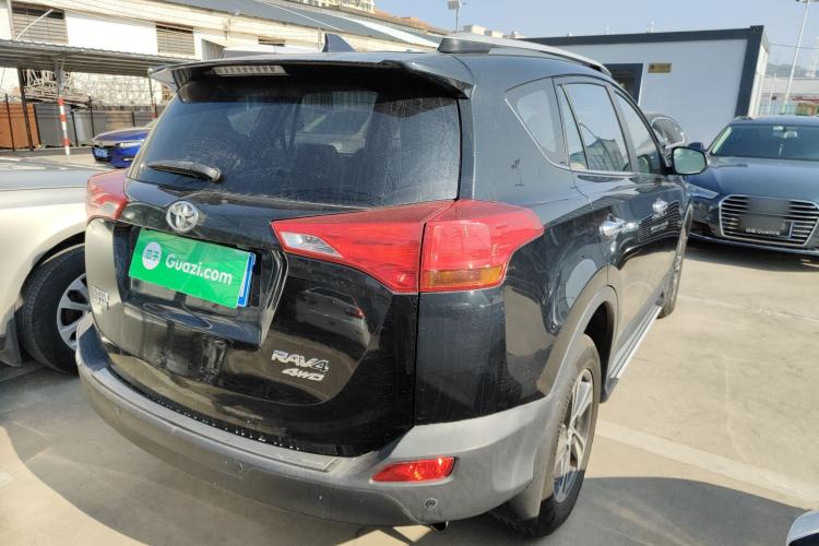 Used Toyota RAV4 2015 2.0L CVT Four-Wheel Drive New Edition
