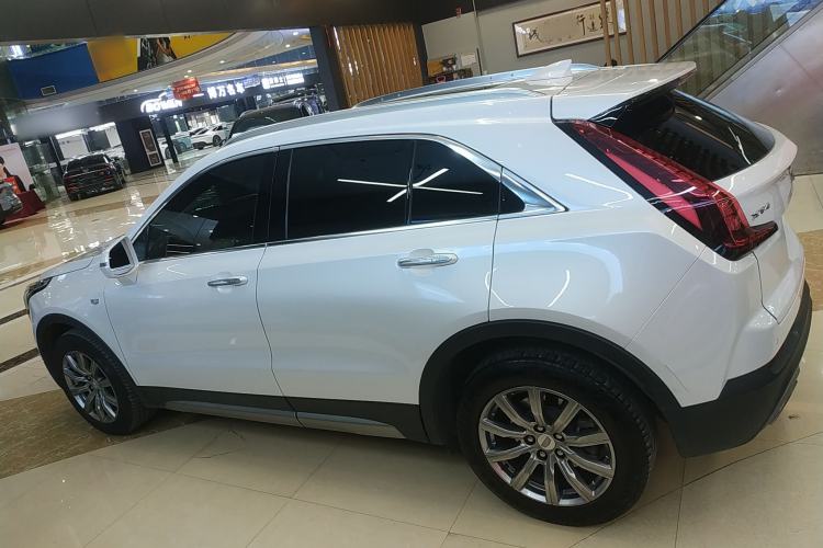 Used Cadillac XT4 2018 28T Two-Wheel Drive Leading Version
