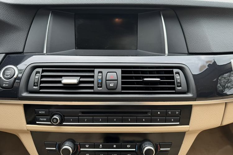 Used BMW 5 Series 2014 520Li Elegant Model