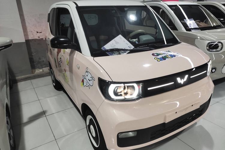 Used Wuling Hongguang MINIEV 2022 Macaron Premium Model – Lithium Iron Phosphate
