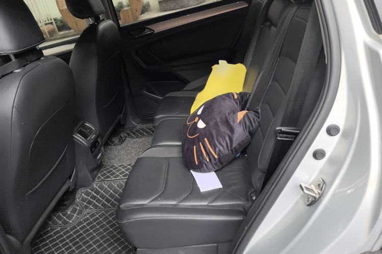 Used Volkswagen Tiguan L 2019 Revised 330TSI Automatic Two-Wheel Drive Smart & Luxury Edition China VI Standard
