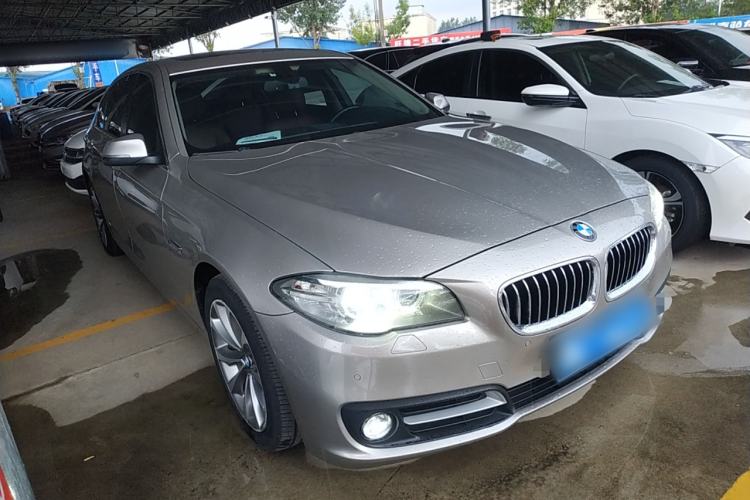 Used BMW 5 Series 2014 528Li Leading Model
