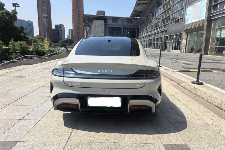 Used  SU7 2024 Rear-Drive Long-Range Intelligent Driving Version
