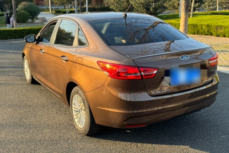 Used Ford Escort 2015 1.5L Automatic Comfort Model
