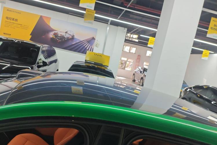 Used  YU7 2025 Ultra-Long Range High-Performance All-Wheel-Drive Max Edition
