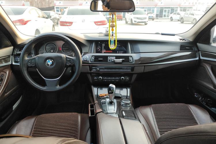 Used BMW 5 Series 2014 525Li Luxury Design Package
