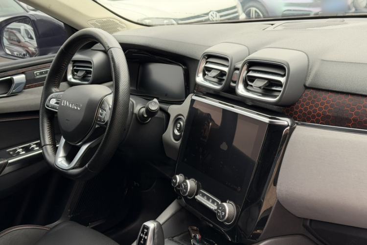 Used Lynk & Co 02 2018 1.5T DCT Two-Wheel Drive Pro Version China V Emission Standard
