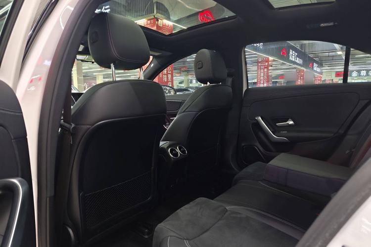 Used Mercedes-Benz A-Class 2020 Restyled A 200 L Sport Sedan Fashion Version
