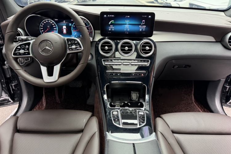 Used Mercedes-Benz GLC 2021 GLC 260 L 4MATIC Dynamic Edition
