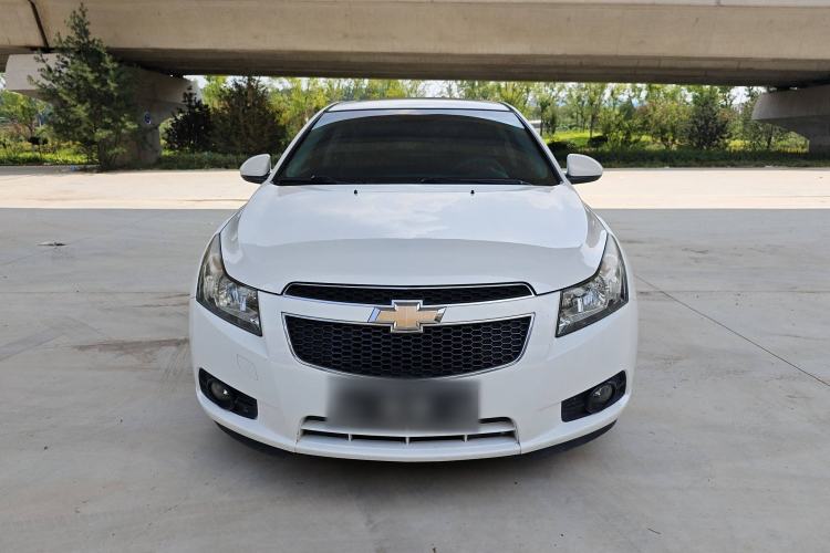 Used Chevrolet Cruze 2013 Hatchback 1.6L Automatic Luxury Model
