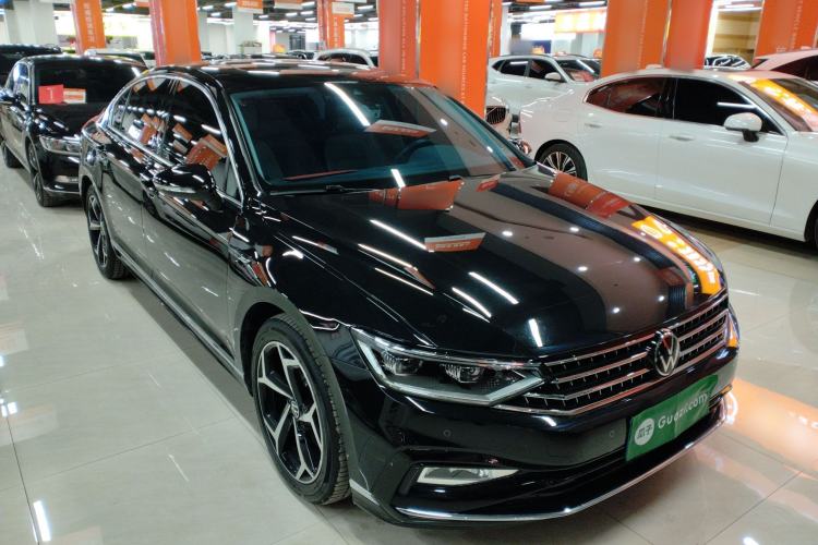 Used Volkswagen Magotan 2023 2 Million Units Commemorative Edition 330TSI DSG Luxury Version