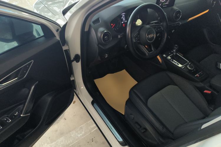 Used Audi Q2L 2021 35 TFSI Fashionable and Elegant Model
